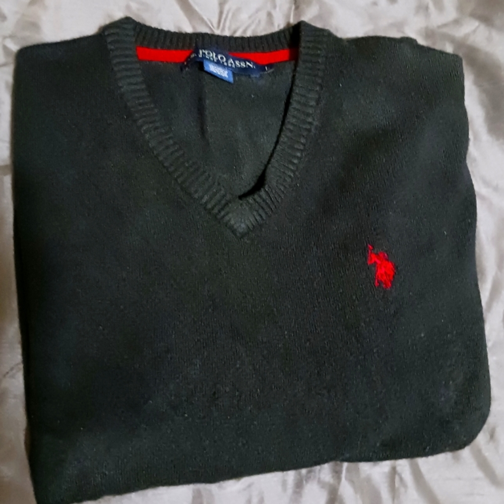 U.S. Polo Assoc. V neck sweater